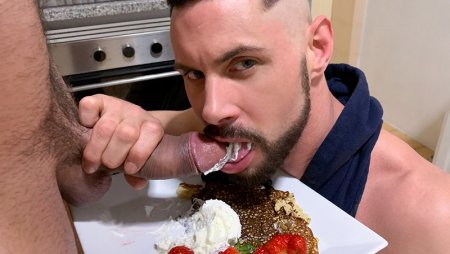 Extra Hot Breakfast – JP Phillips & Phillip Logan