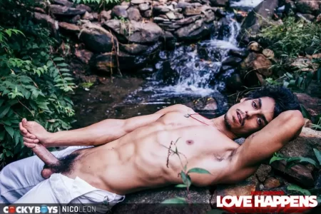 LOVE HAPPENS – A Masturbation Meditation – Nico Leon