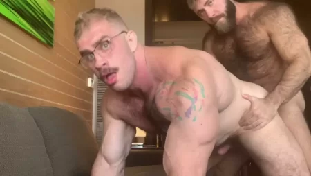 Sexually Curious 325 lbs Bodybuilder – Teddy Bear, Davin Addison