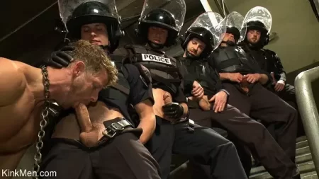 Lockup, Cell Extraction & Prison Gang Fuck – Jeremy Stevens, Connor Maguire, Hayden Richards