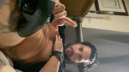 Nick Bayne – Let's play game