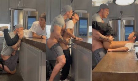 Aren't I a Lucky Boy – Austin Wolf, Damien Grey