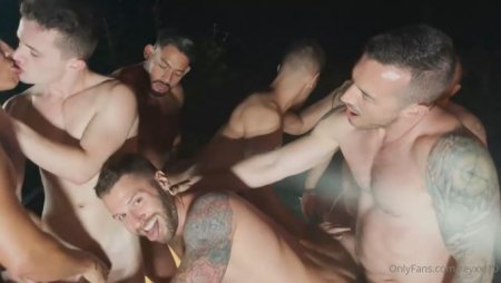 Miguel Rey – Cabin Fever: Night Breeders