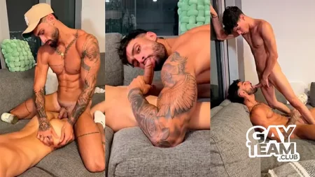 Christopher Yiann sucks Angel Dario Garcia
